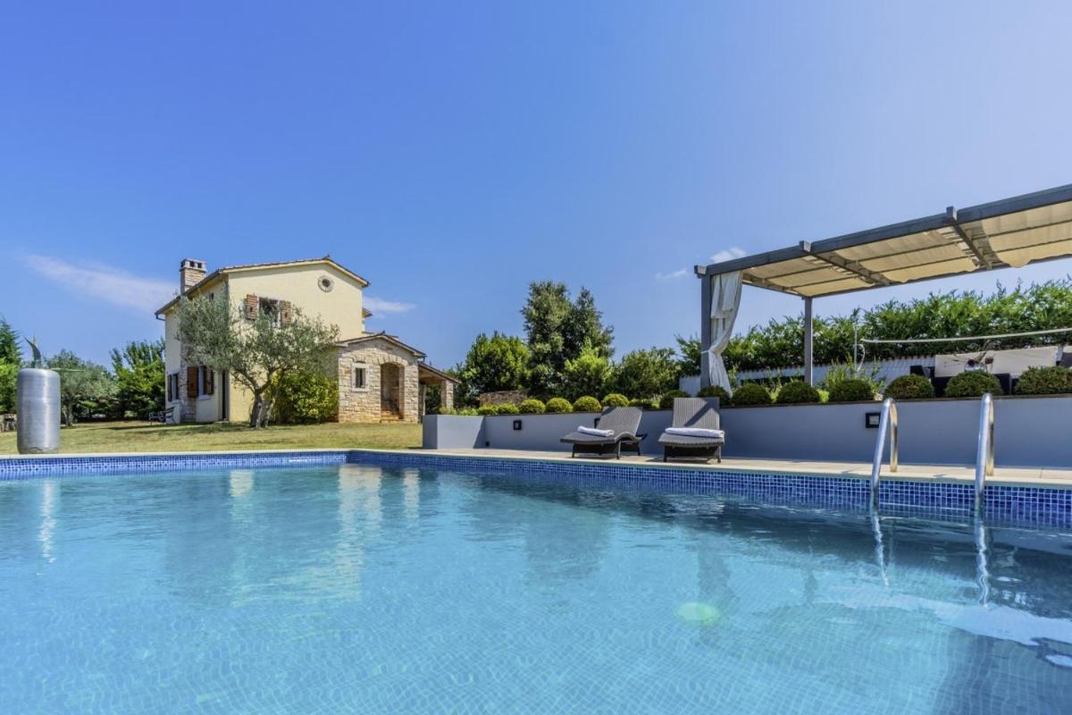 Istria Moderna In Muntic Villa Pula