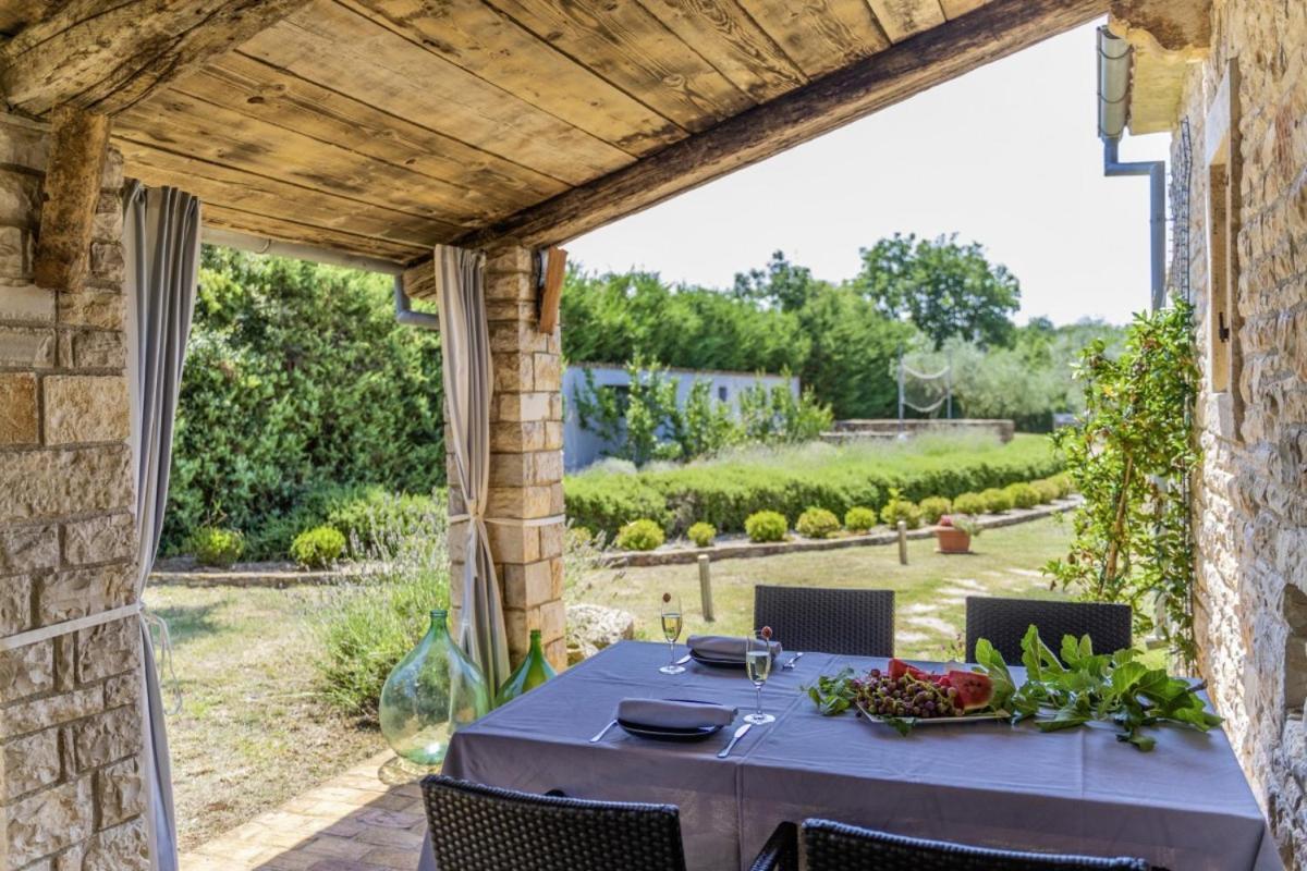 Villa Istria Moderna In Muntic Pula